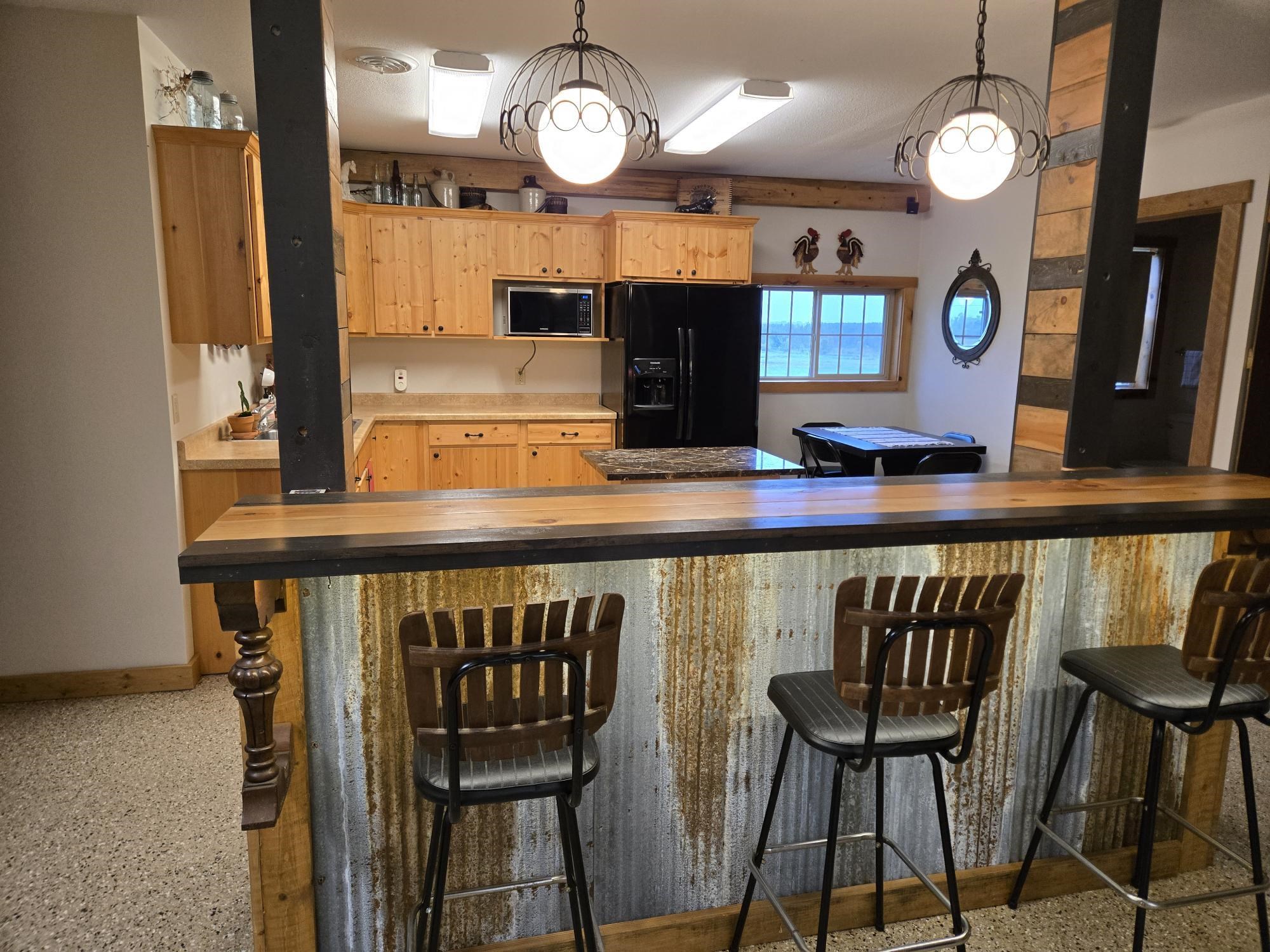 W2003 Highway 21 Berlin, WI 54923 - Photo 3 of 15