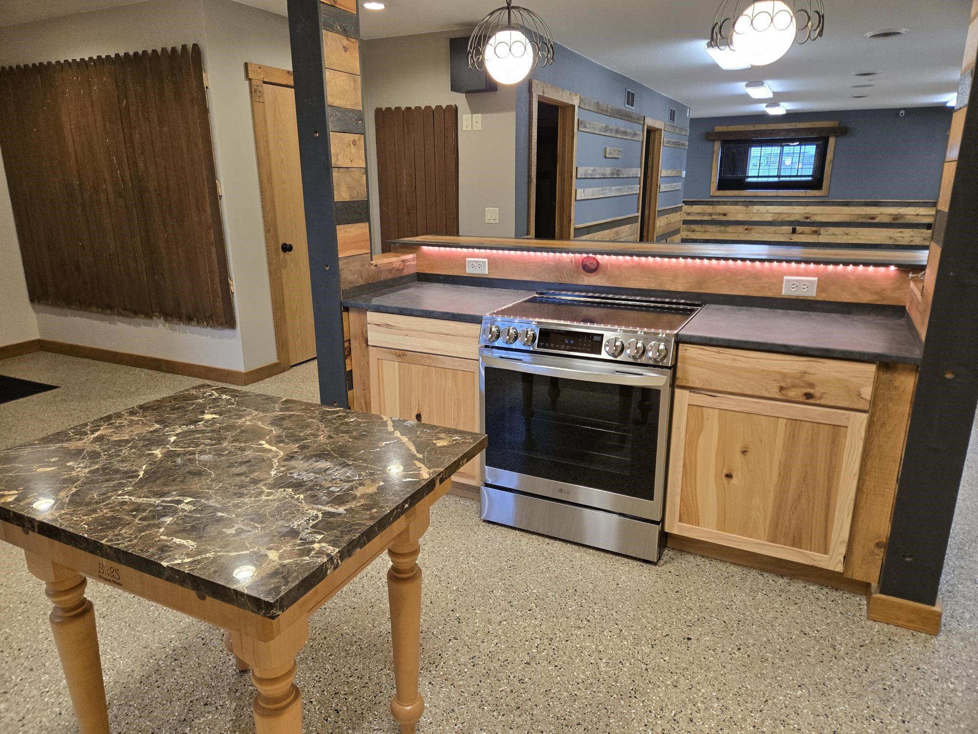 W2003 Highway 21 Berlin, WI 54923 - Photo 5 of 15