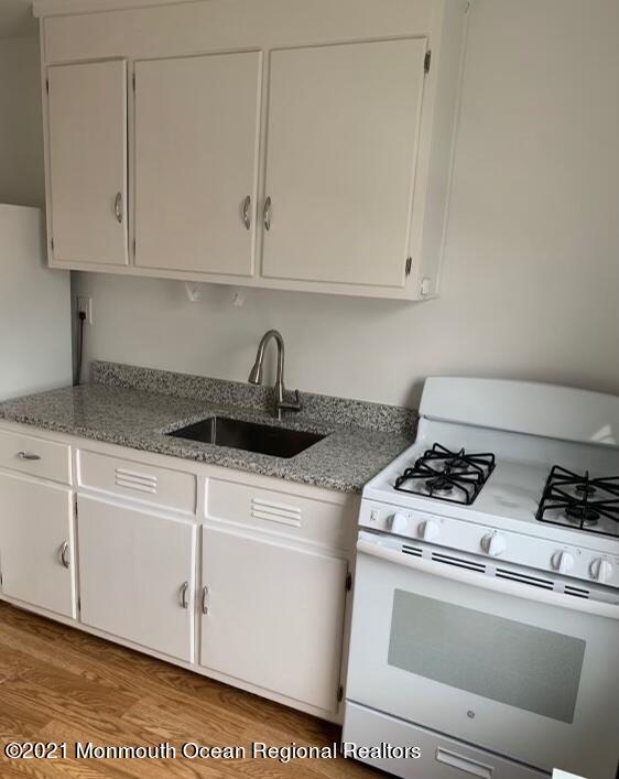 34 Pinckney Road, Unit C Red Bank, NJ 07701 - Photo 5 of 13 Kitchen