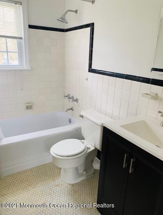 34 Pinckney Road, Unit C Red Bank, NJ 07701 - Photo 7 of 13 Bath