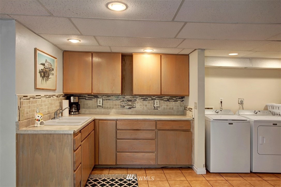 7515 Ridge Way Edmonds, WA 98026 - Photo 19 of 24 Gallery Image 19