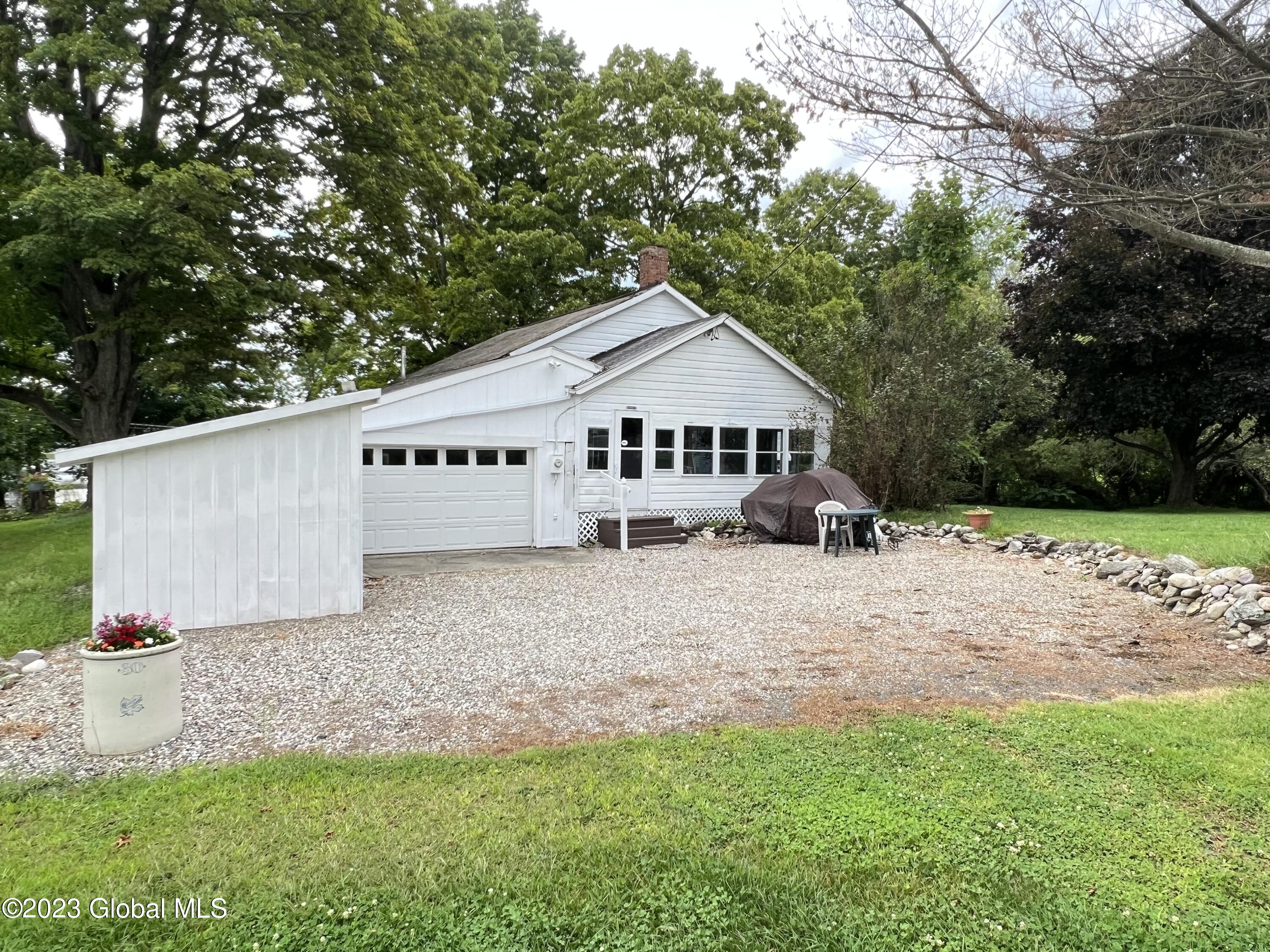 704 Schoolhouse Way Jackson, NY 12816 - Photo 4 of 59 IMG_9955