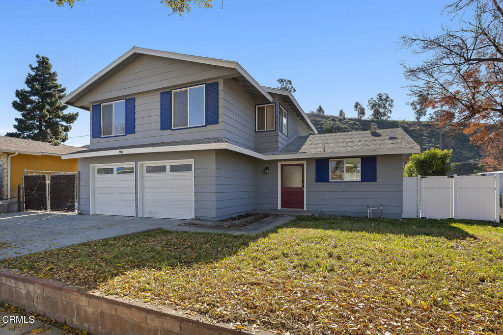 593 Talbert Avenue Simi Valley, CA 93065 - Photo 2 of 39 039_cjp_2274_4000_print_670