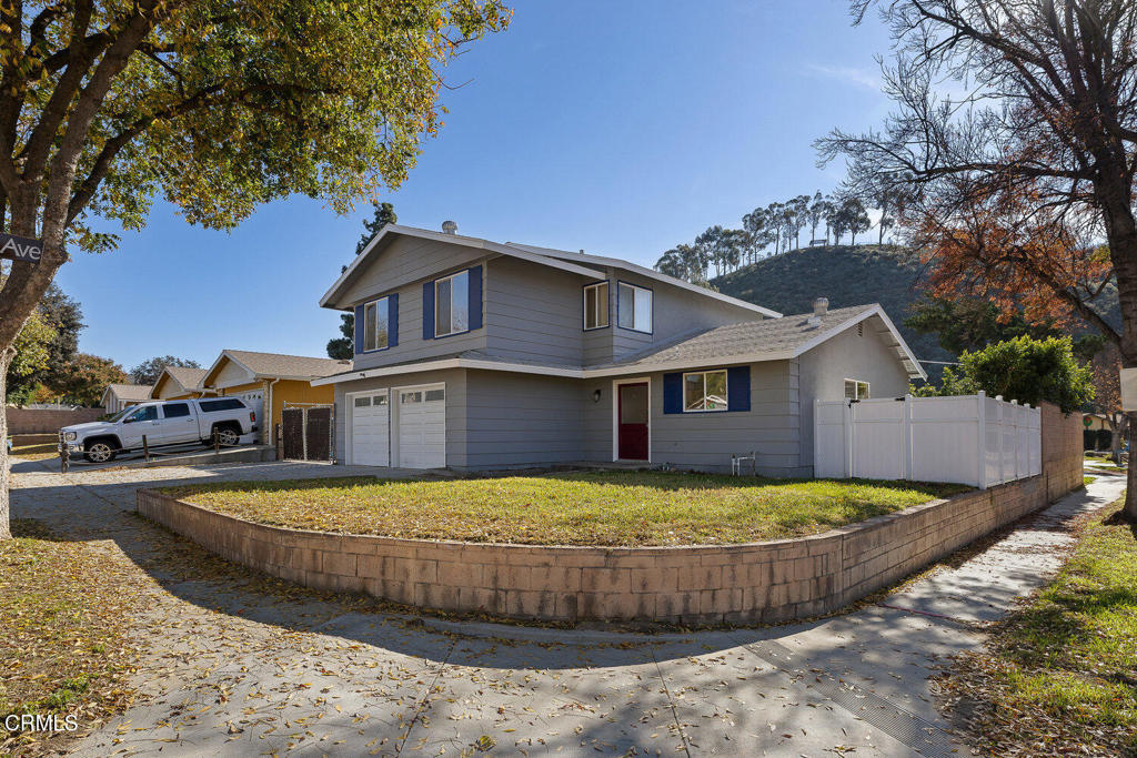 593 Talbert Avenue Simi Valley, CA 93065 - Photo 3 of 39 038_cjp_2269_4000_print_551