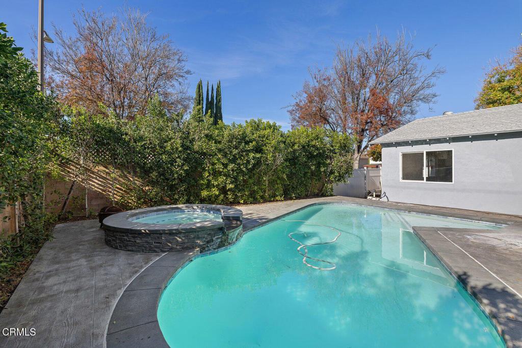 593 Talbert Avenue Simi Valley, CA 93065 - Photo 37 of 39 035_cjp_2254_4000_print_675