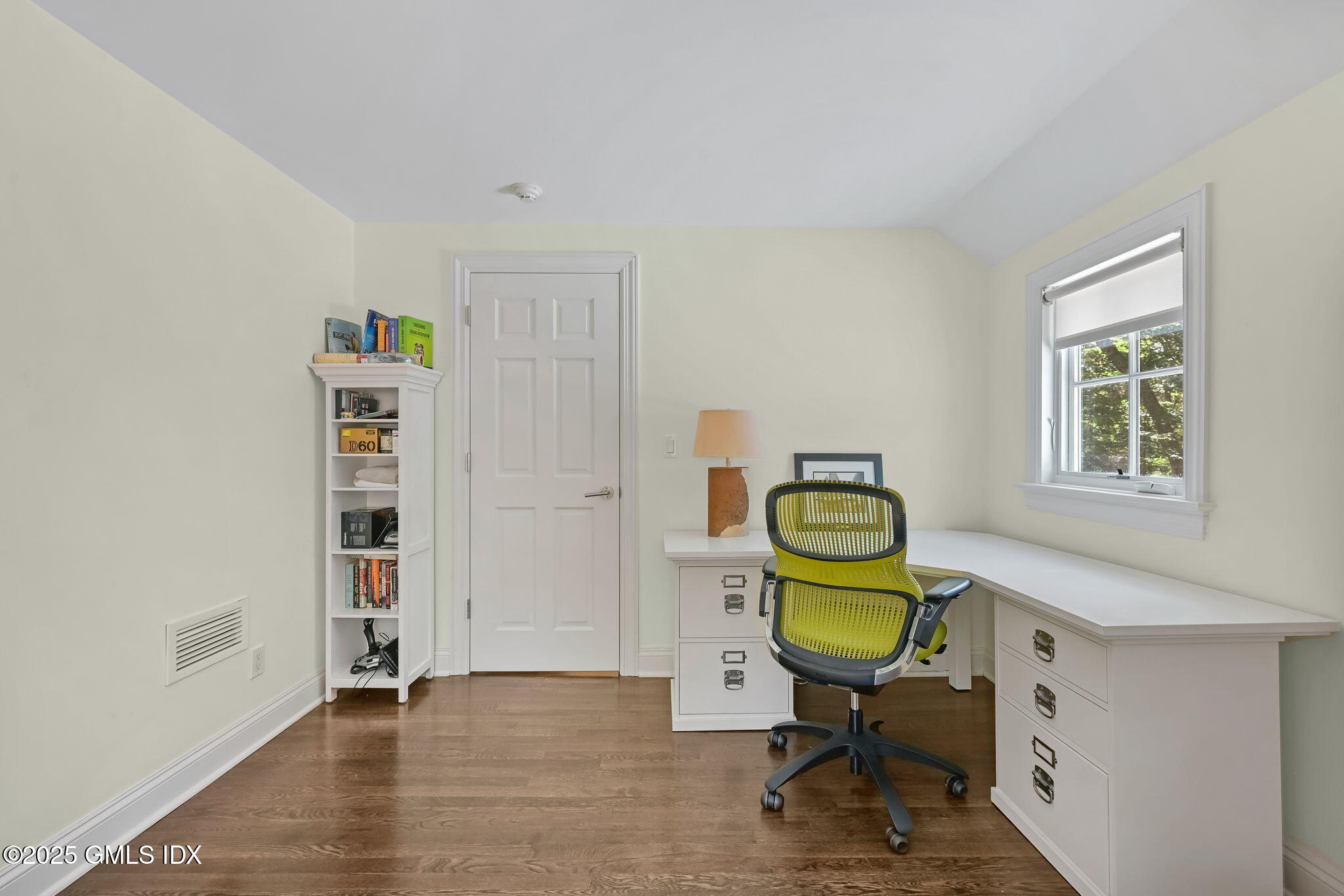 37 Ridgeview Avenue Greenwich, CT 06830 - Photo 36 of 49 a room with furniture and gym equipment