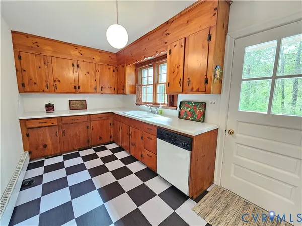 $342,500 | 3271 Rosney Road, Dillwyn, VA 23936