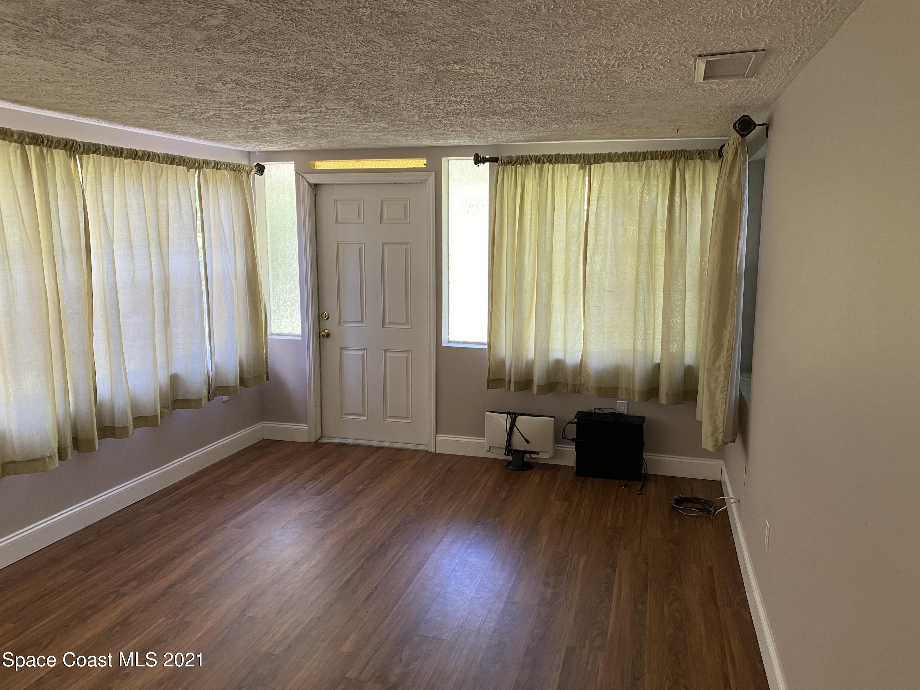 200 Lee Road Melbourne, FL 32904 - Photo 28 of 70 IMG_1309