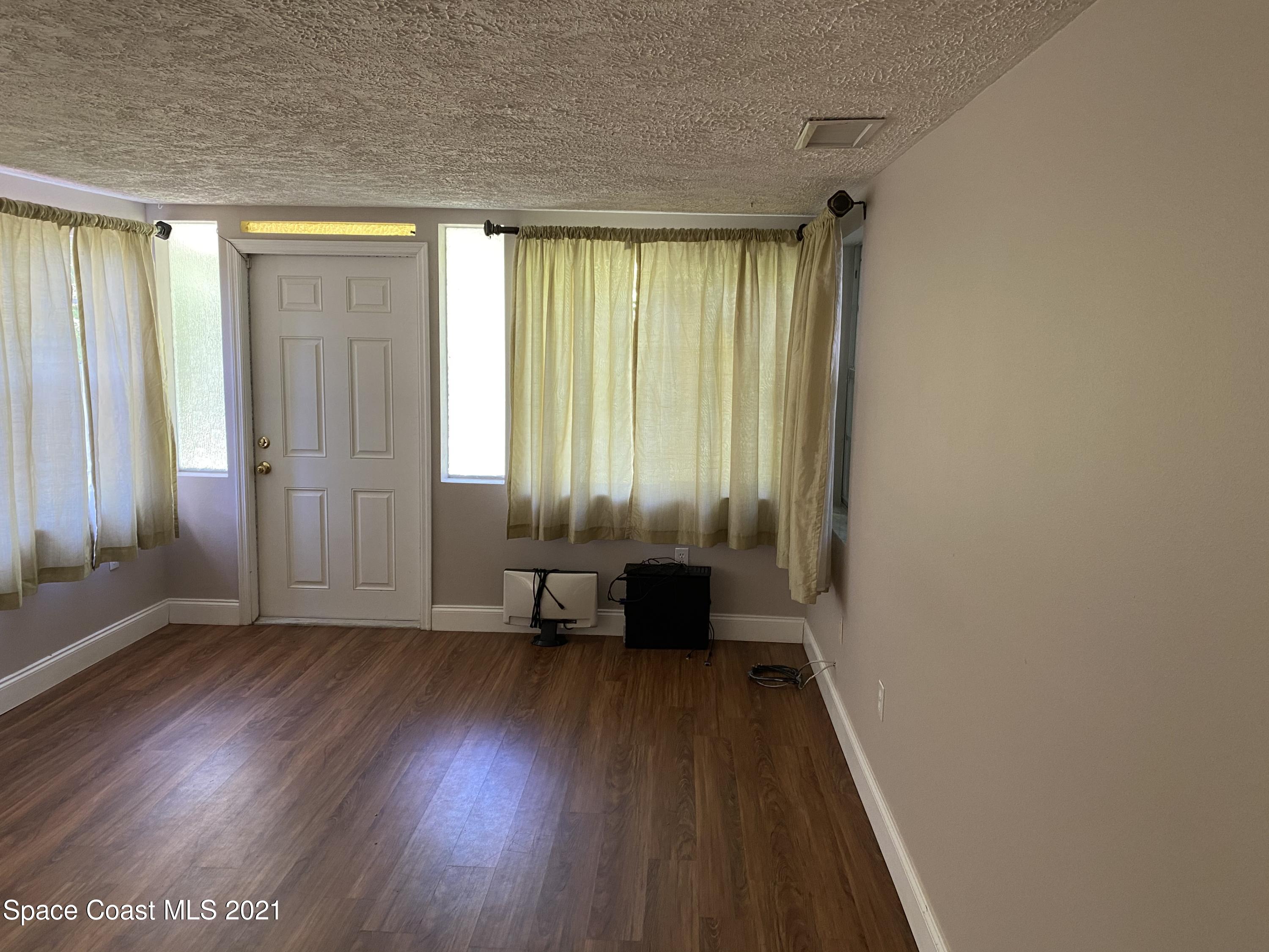 200 Lee Road Melbourne, FL 32904 - Photo 31 of 70 IMG_1312