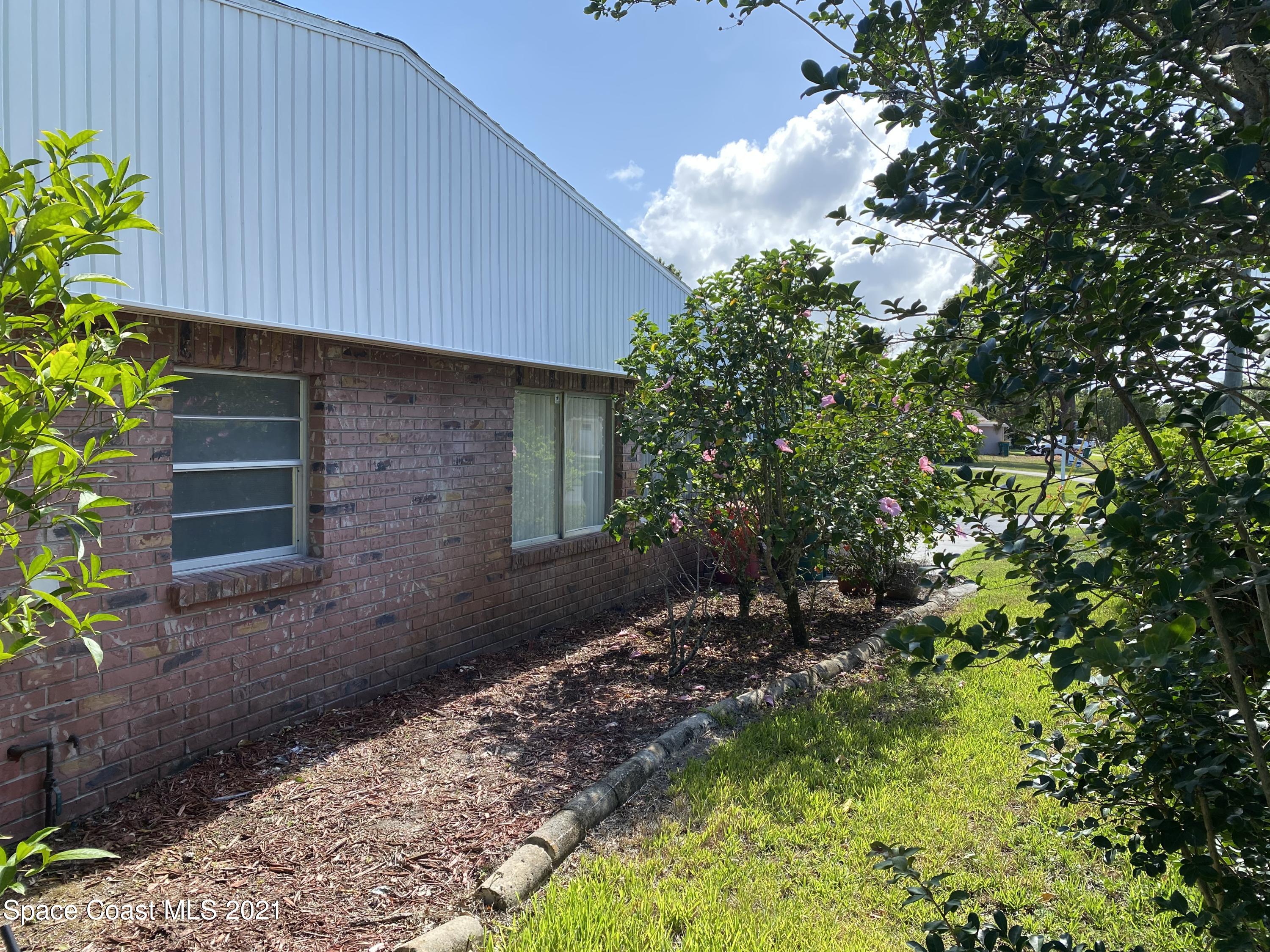 200 Lee Road Melbourne, FL 32904 - Photo 5 of 70 IMG_1252