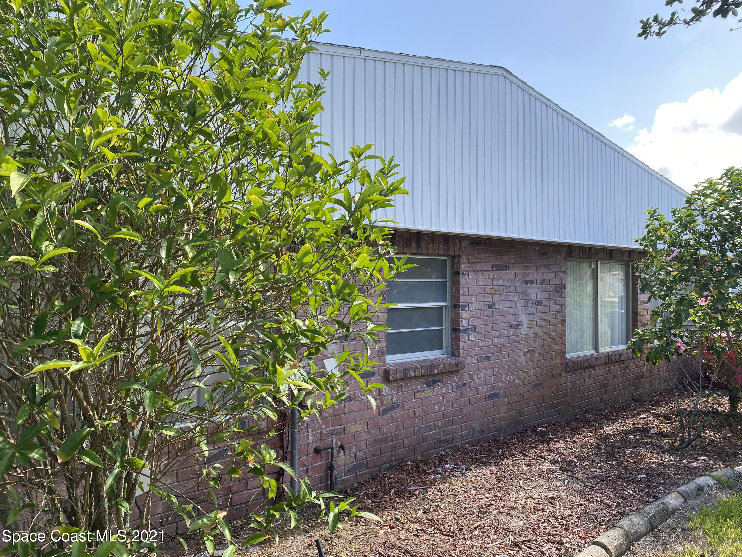200 Lee Road Melbourne, FL 32904 - Photo 6 of 70 IMG_1253