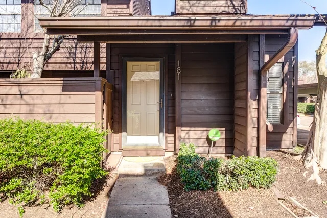 $223,500 | 2611 Grants Lake Boulevard, Unit 181, Sugar Land, TX 77479