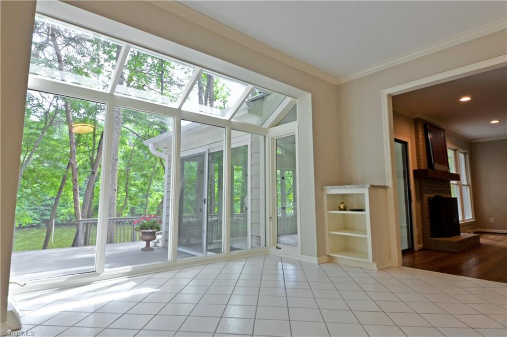 4931 Hackamore Road Greensboro, NC 27410 - Photo 11 of 29 Breakfast