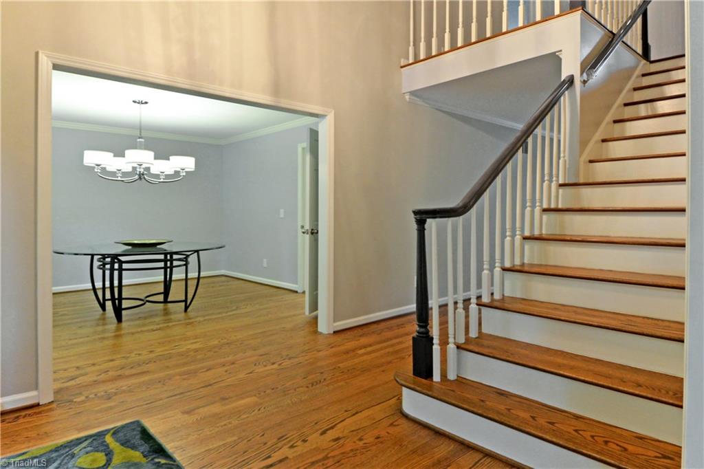 4931 Hackamore Road Greensboro, NC 27410 - Photo 5 of 29 Entry