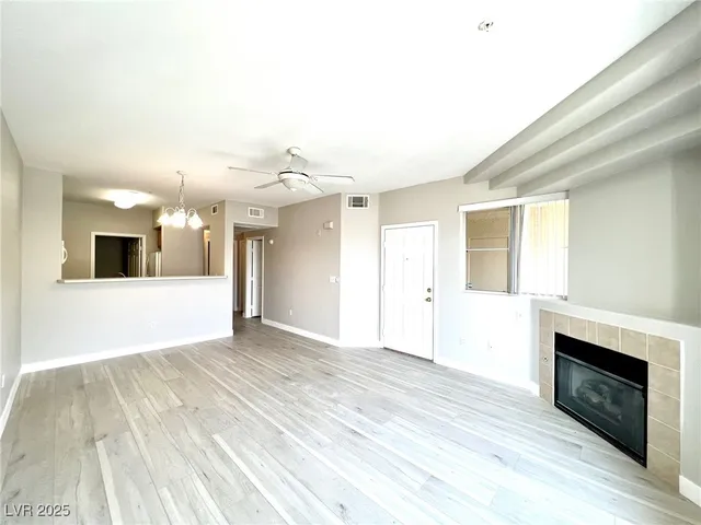 $1,395 | 7135 South Durango Drive, Unit 304, Las Vegas, NV 89113