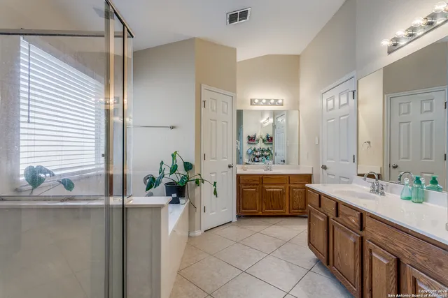 $309,900 | 204 Canyon Vista, Cibolo, TX 78108