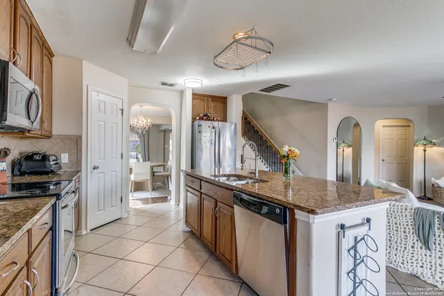 $309,900 | 204 Canyon Vista, Cibolo, TX 78108