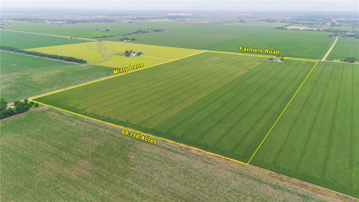 1923 Farmers Road Maxwell, TX 78656 - Photo 1 of 17 a view of a tennis court