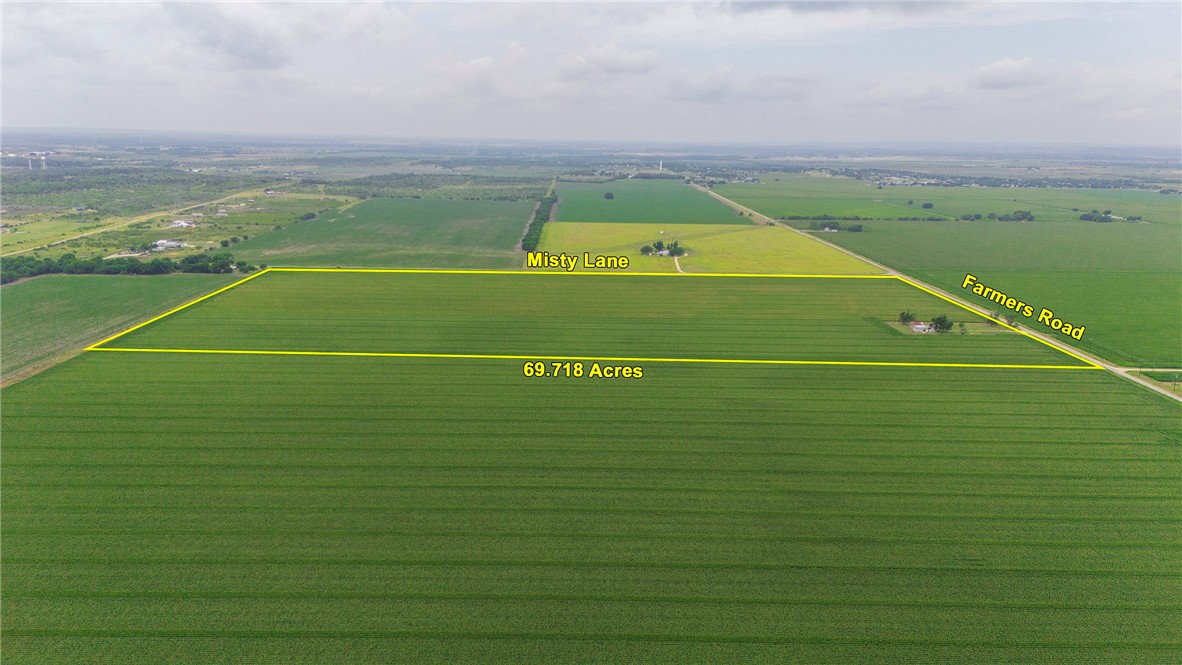 1923 Farmers Road Maxwell, TX 78656 - Photo 4 of 17 a view of a tennis court