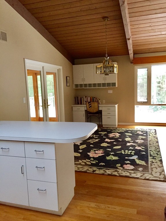 65 Autumn Road Weston, MA 02493 - Photo 17 of 20