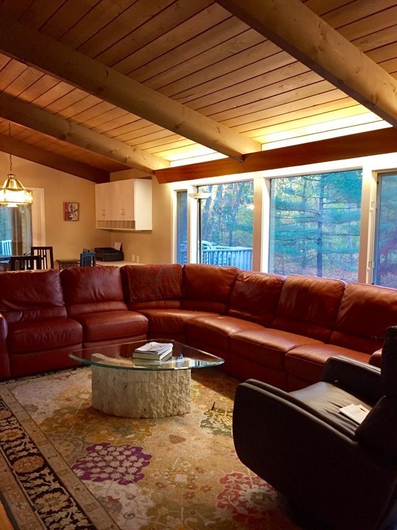65 Autumn Road Weston, MA 02493 - Photo 6 of 20