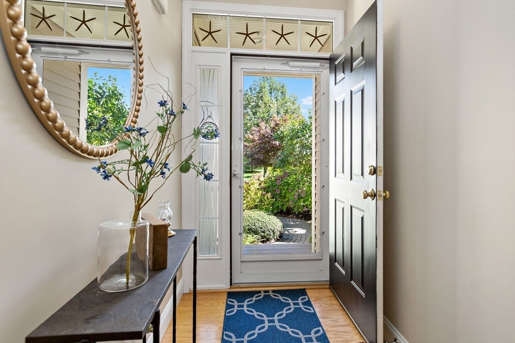 23 Sea Spray Avenue, Unit 563 Mashpee, MA 02649 - Photo 5 of 39 a view of a interior of the house