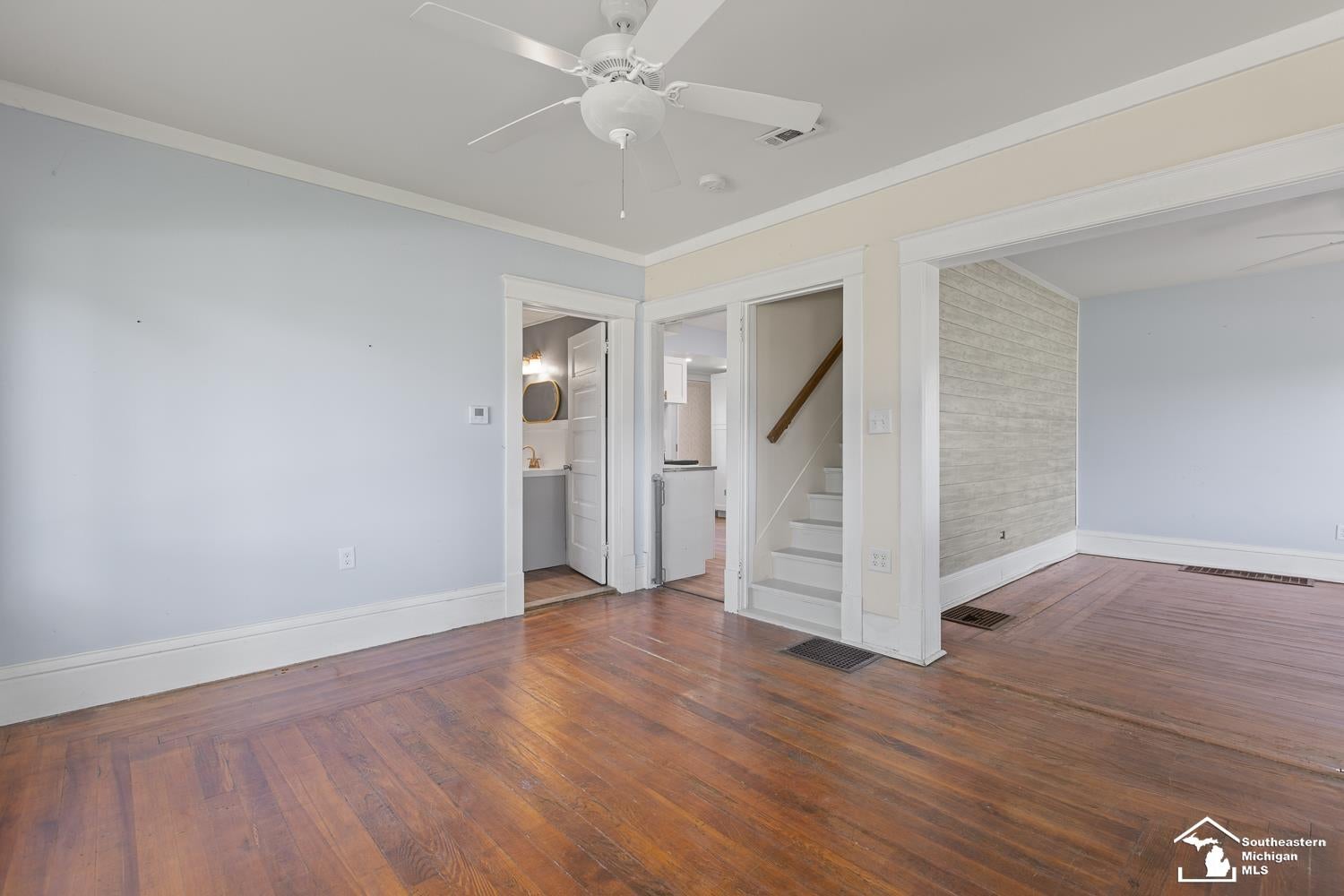 202 Walnut Street Addison, MI 49220 - Photo 4 of 32 Gallery Image 4