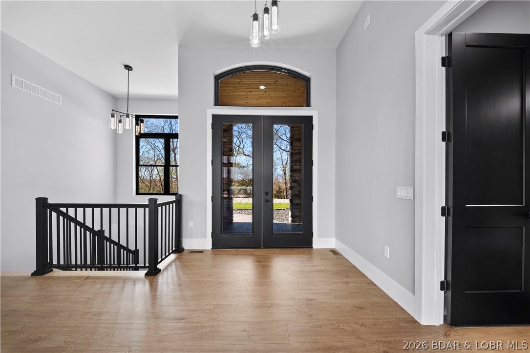 1356 Duckhead Road Lake Ozark, MO 65049 - Photo 9 of 99 Front Foyer