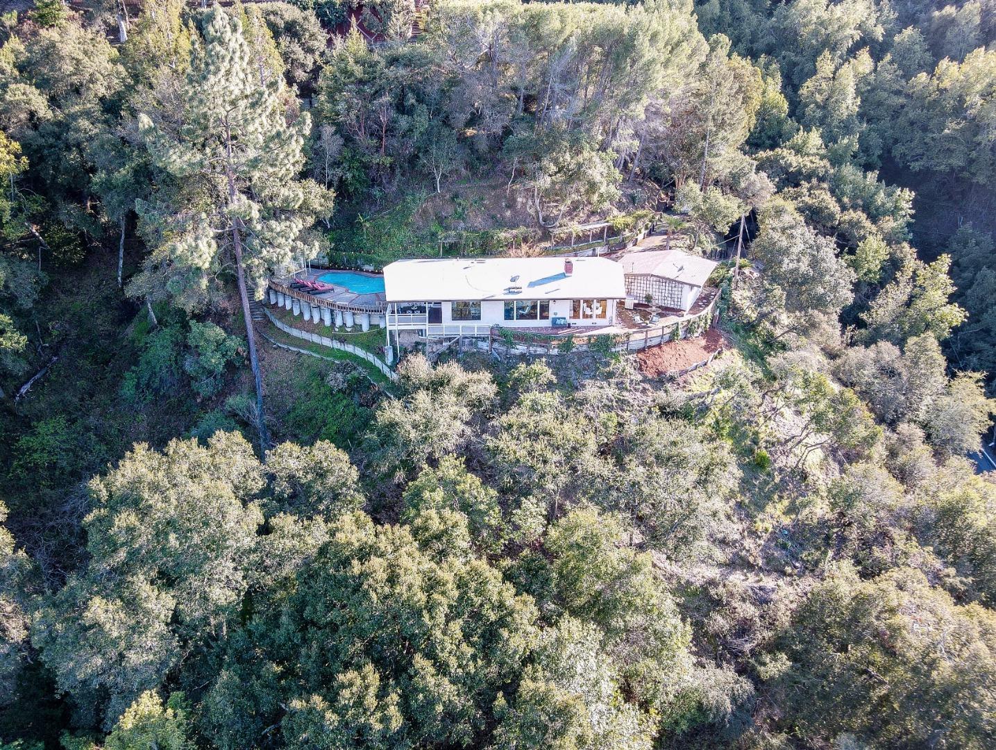 15270 Bohlman Road Saratoga, CA 95070 - Photo 4 of 5 Gallery Image 4