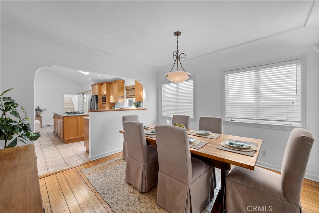 412 5th Street Manhattan Beach, CA 90266 - Photo 11 of 44 a view of a dining room with furniture