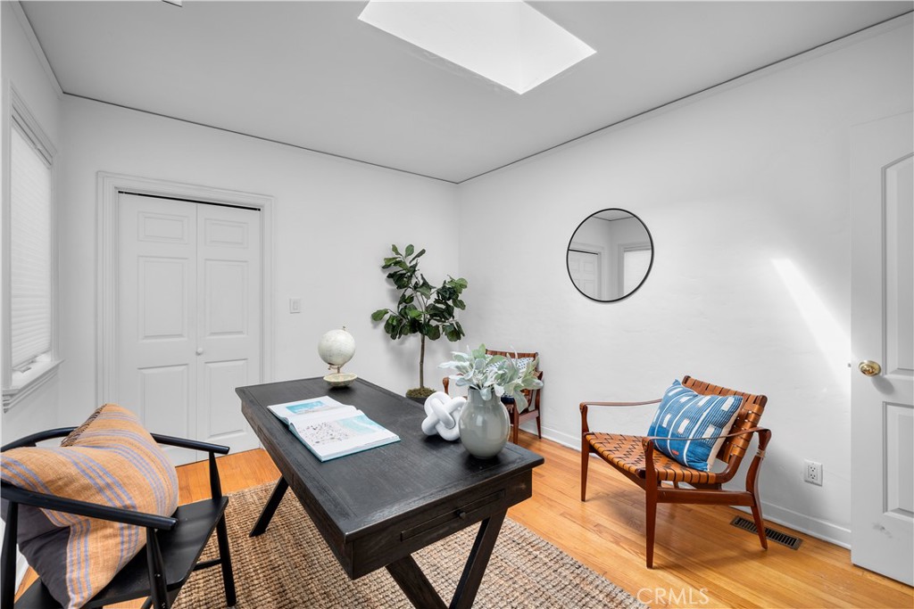 412 5th Street Manhattan Beach, CA 90266 - Photo 35 of 44 a living room with furniture and wooden floor