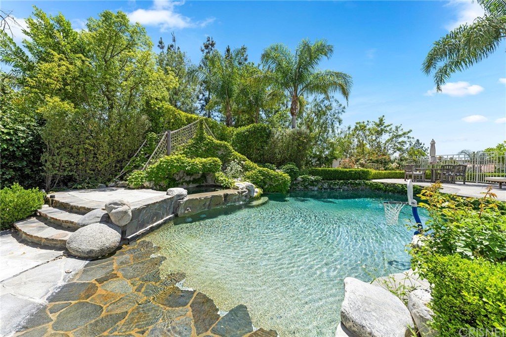 25838 Chalmers Place Calabasas, CA 91302 - Photo 37 of 51