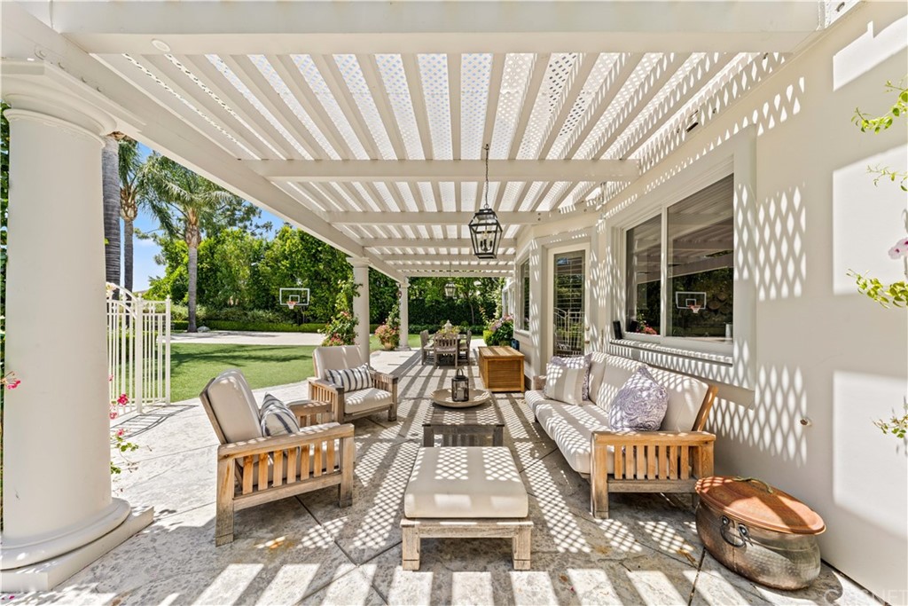 25838 Chalmers Place Calabasas, CA 91302 - Photo 40 of 51