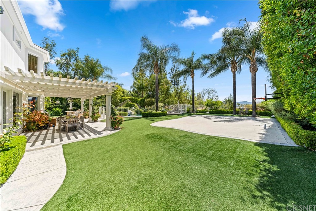 25838 Chalmers Place Calabasas, CA 91302 - Photo 43 of 51