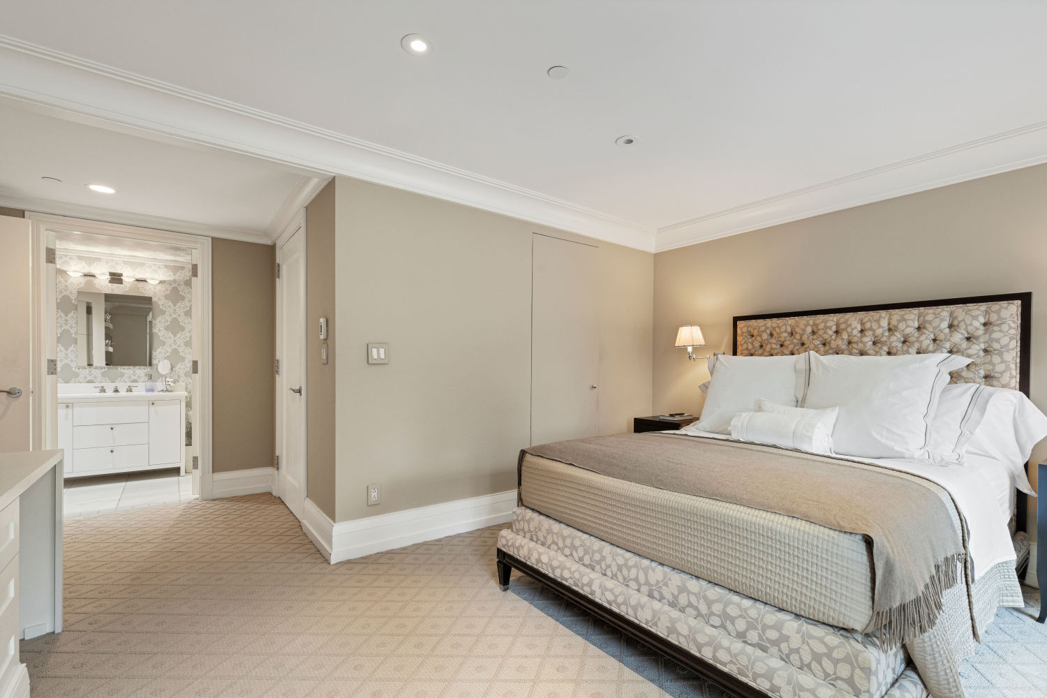 140 East 63rd Street, Unit 11A Manhattan, NY 10065 - Photo 10 of 19