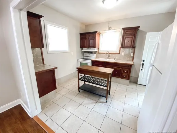 $1,250 | 302 East 13th Street, Lumberton, NC 28358