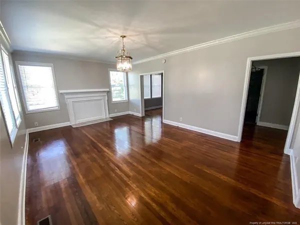 $1,250 | 302 East 13th Street, Lumberton, NC 28358