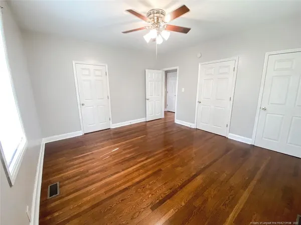 $1,250 | 302 East 13th Street, Lumberton, NC 28358
