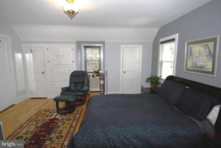 6821 Little Falls Road Arlington, VA 22213 - Photo 22 of 29 built-ins in 2nd bedroom