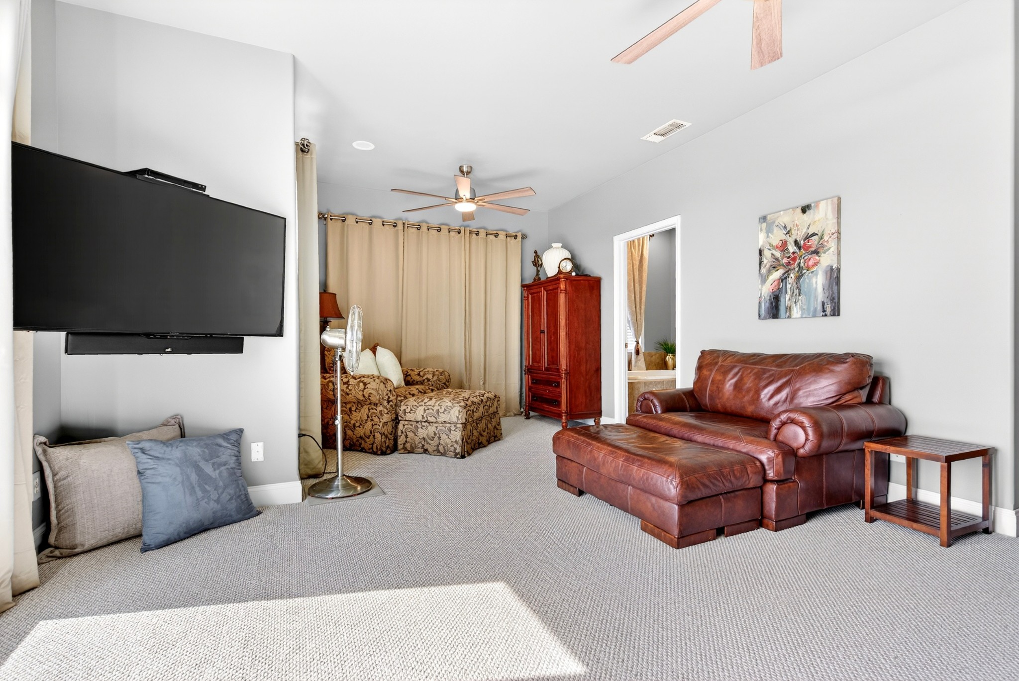 501 River Trace Road Dover, TN 37058 - Photo 47 of 84 a living room with furniture and a flat screen tv