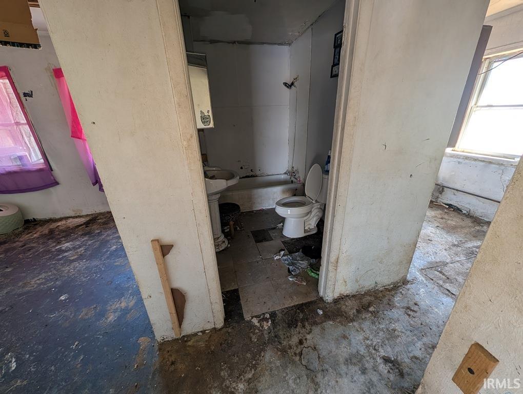 1871 Dixie Highway Mitchell, IN 47446 - Photo 6 of 11