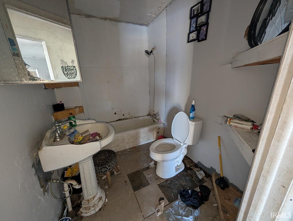 1871 Dixie Highway Mitchell, IN 47446 - Photo 8 of 11