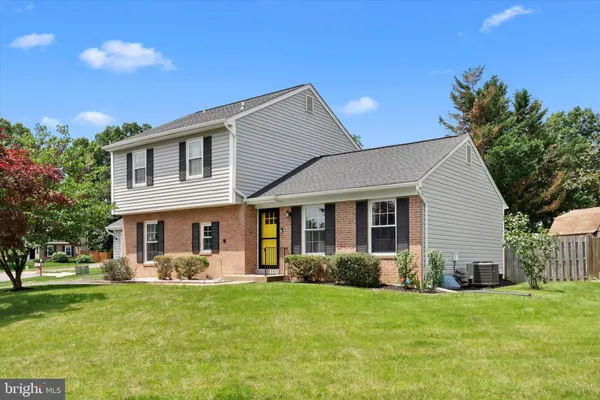 $824,900 | 6200 Franconia Forest Court, Alexandria, VA 22310