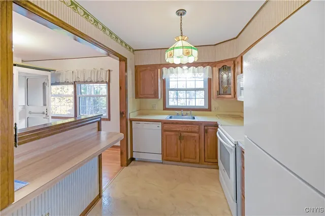 $249,900 | 130 Hayes Circle, Trenton, NY 13304