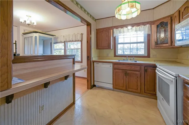 $249,900 | 130 Hayes Circle, Trenton, NY 13304