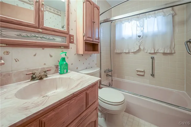 $249,900 | 130 Hayes Circle, Trenton, NY 13304