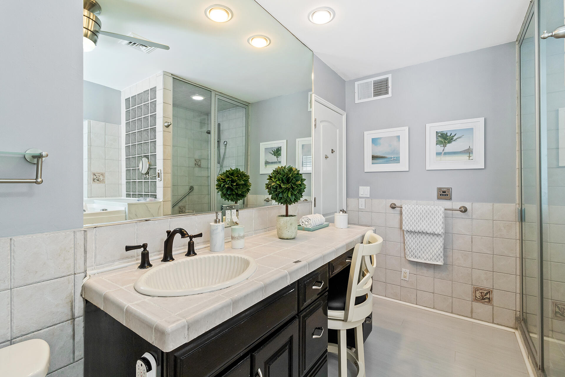 1320 Cypress Way Boca Raton, FL 33486 - Photo 23 of 45 Primary Bathroom