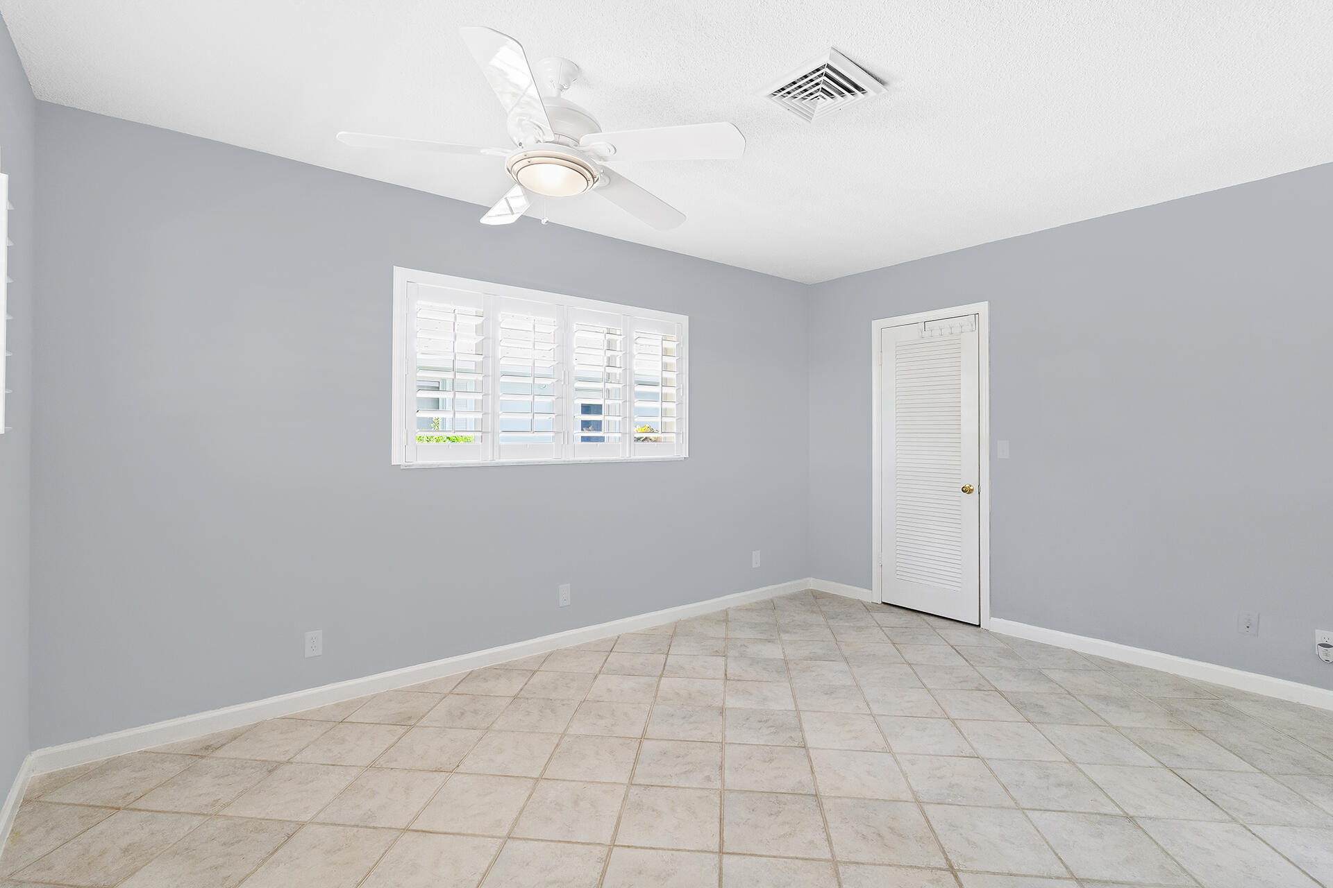 1320 Cypress Way Boca Raton, FL 33486 - Photo 27 of 45 Bedroom 1