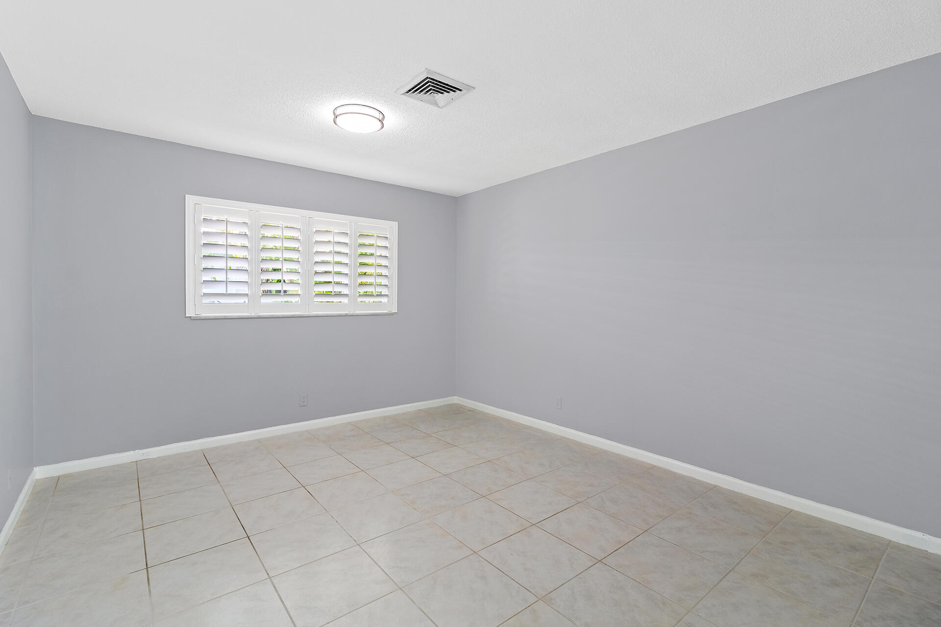 1320 Cypress Way Boca Raton, FL 33486 - Photo 30 of 45 Bedroom 2