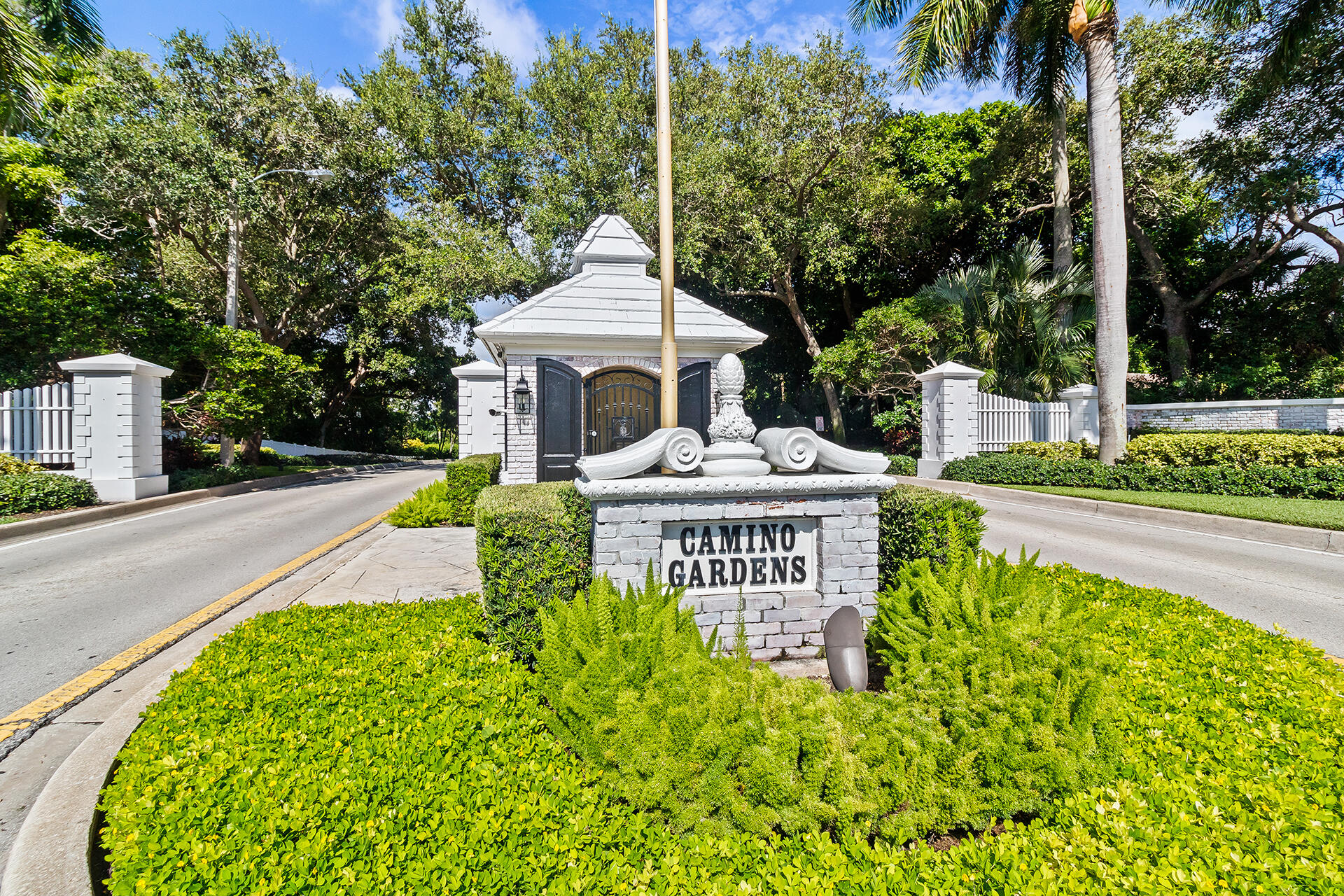 1320 Cypress Way Boca Raton, FL 33486 - Photo 45 of 45 Entrance to neighborhood